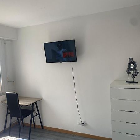 Appartement 3 Chambres Evry Plein Centre Ville Exterior photo